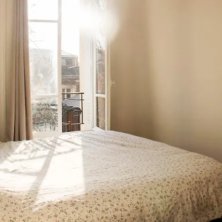 Apartment Charming T2 Near The - *