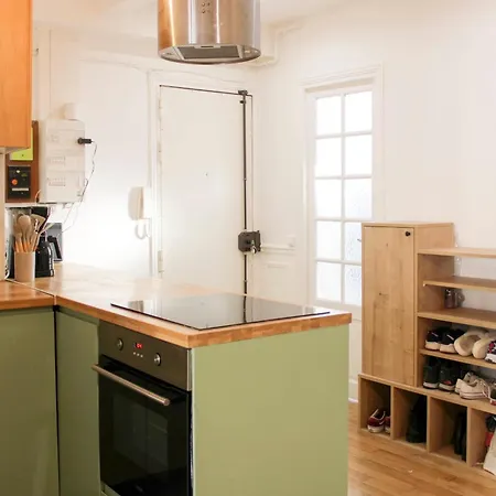 Apartment Charming T2 Near The -
